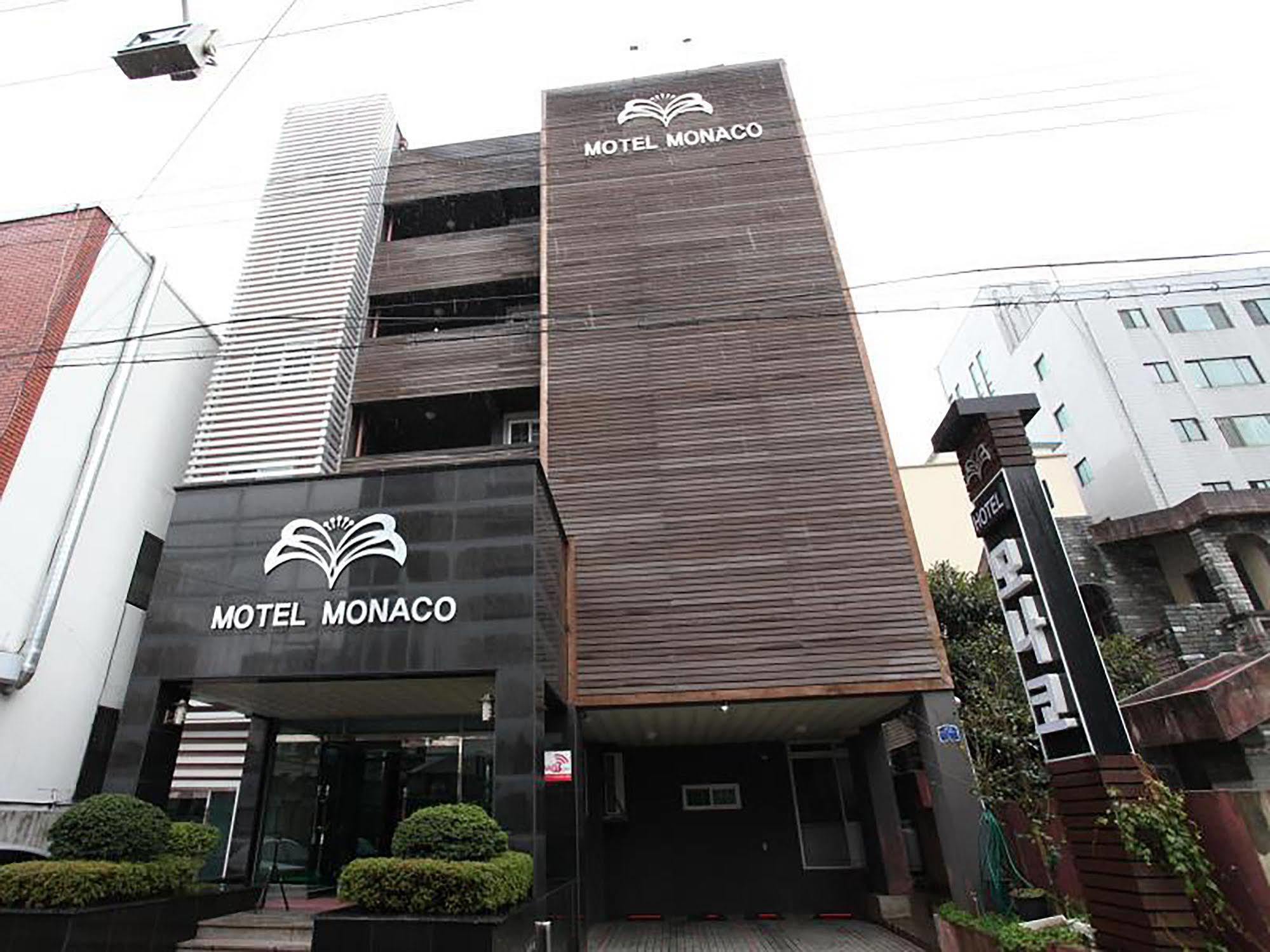 Monaco Hotel Jeju Exterior photo